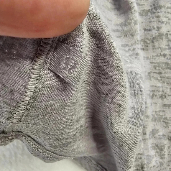 lululemon breeze through tank - Picture 6 of 13